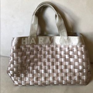 Harvey’s tote bag